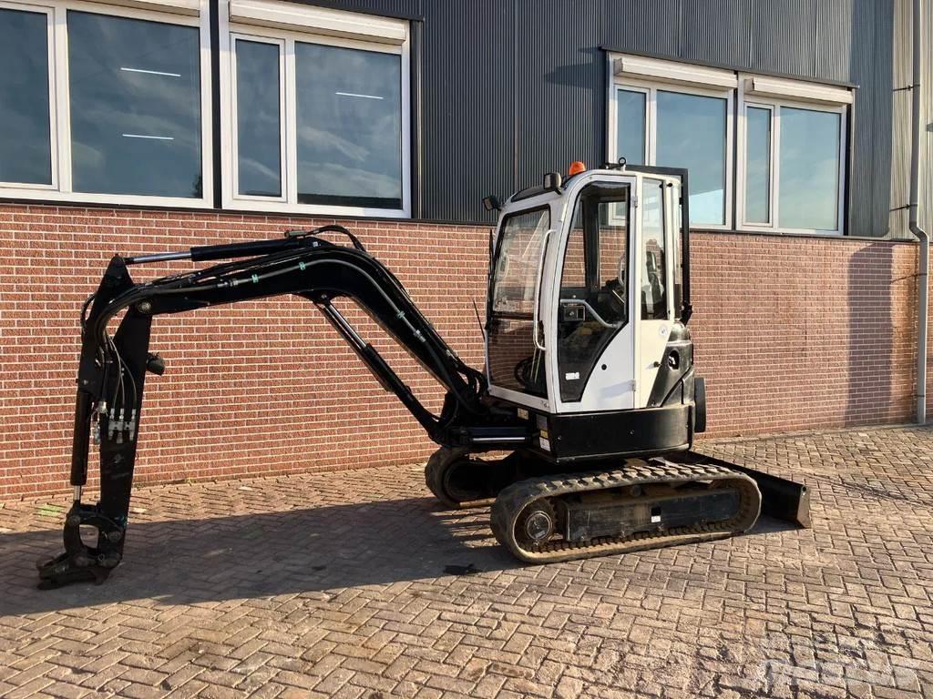 Messersi M28UC Mini excavators < 7t (Mini diggers)