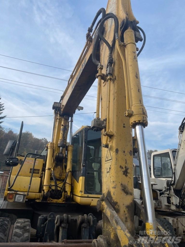 Komatsu PW 130-7K Wheeled excavators