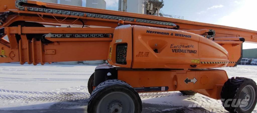 JLG 1250 AJP Articulated boom lifts