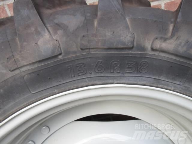 Michelin 13.6/38 Tyres, wheels and rims