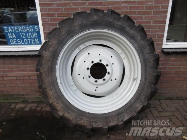 Michelin 13.6/38 Tyres, wheels and rims