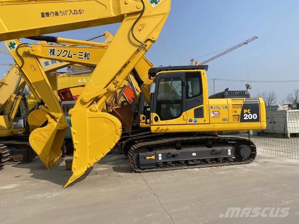 Komatsu PC 200-8 Crawler excavators