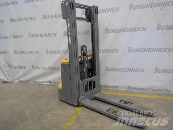 Jungheinrich EJC 112 Pedestrian stacker