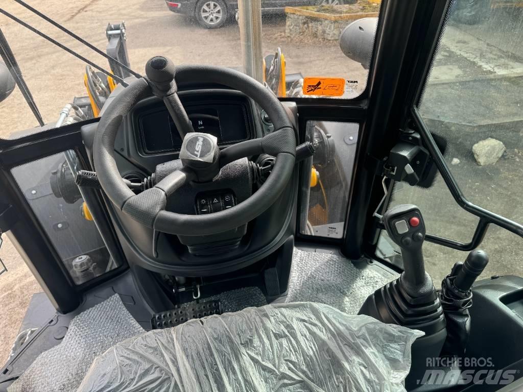 MST M644 PLUS Backhoe loaders