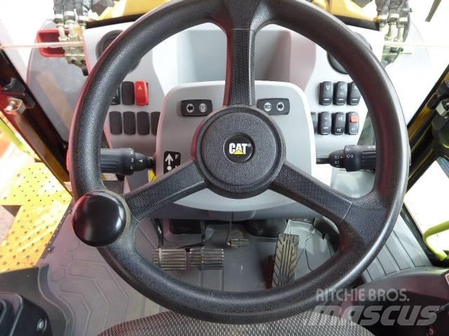 CAT 444 Backhoe loaders