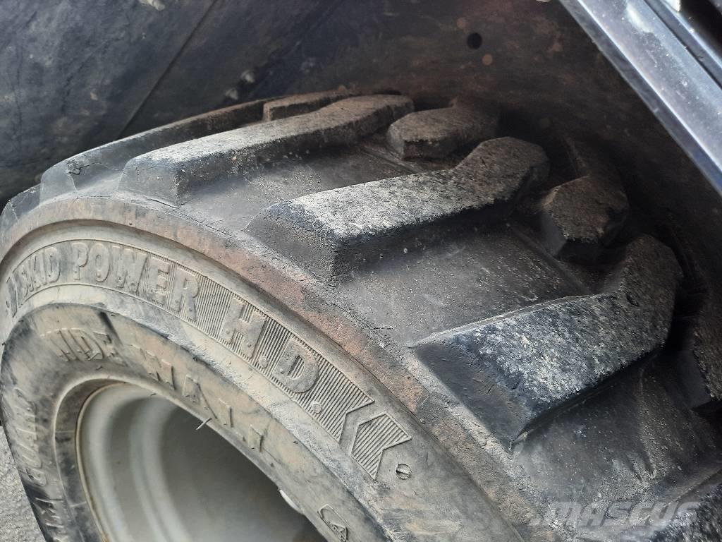 GiANT V 452 X-Tra Wheel loaders