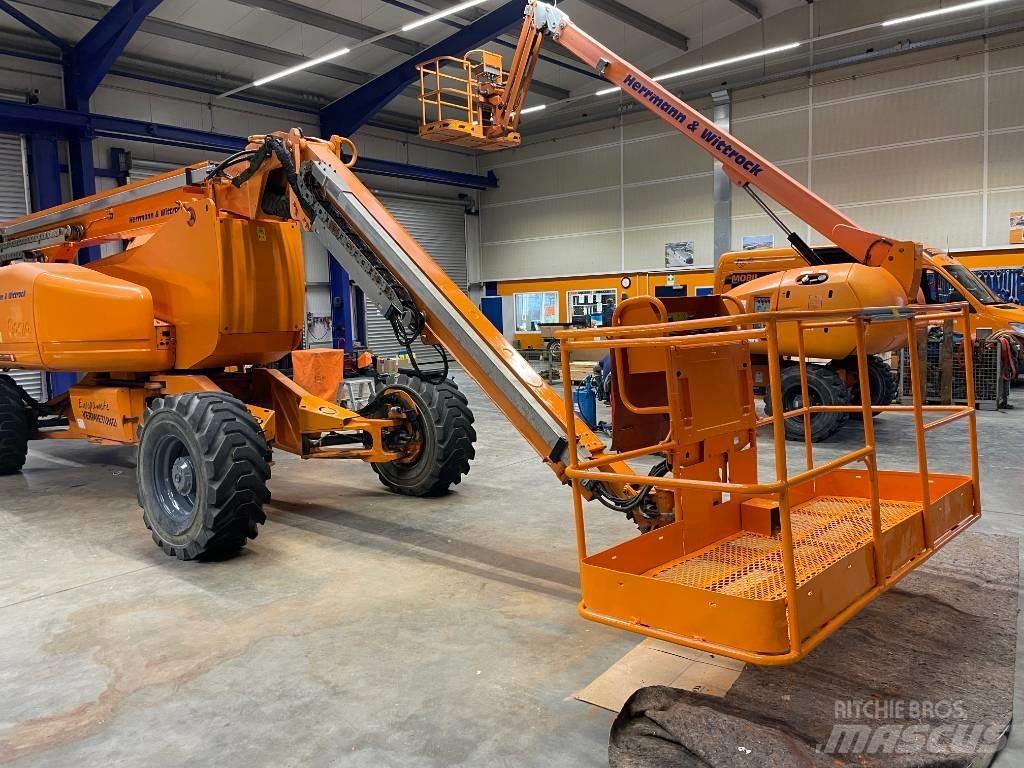 Genie Z 135/70 Articulated boom lifts