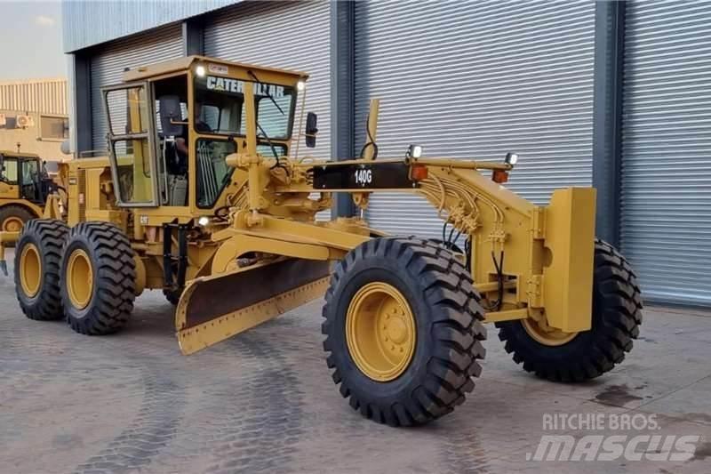 CAT 140 G Graders
