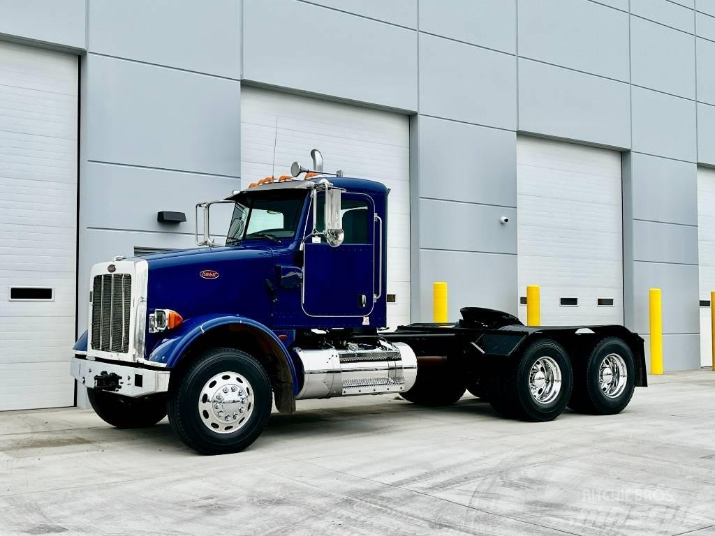 Peterbilt 365 Tractor Units