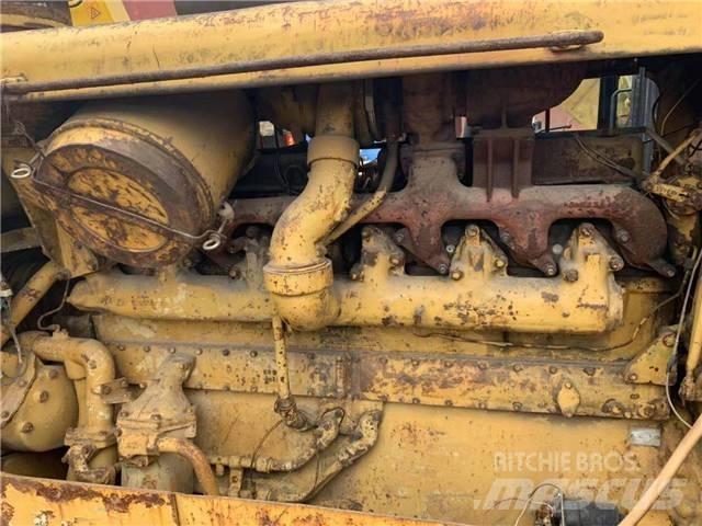 CAT D 8 K Crawler dozers