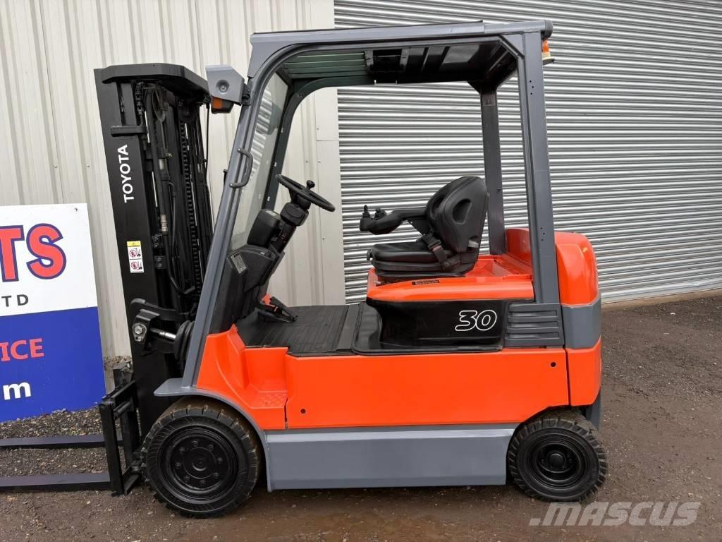 Toyota 7 FBM 30 Electric forklift trucks