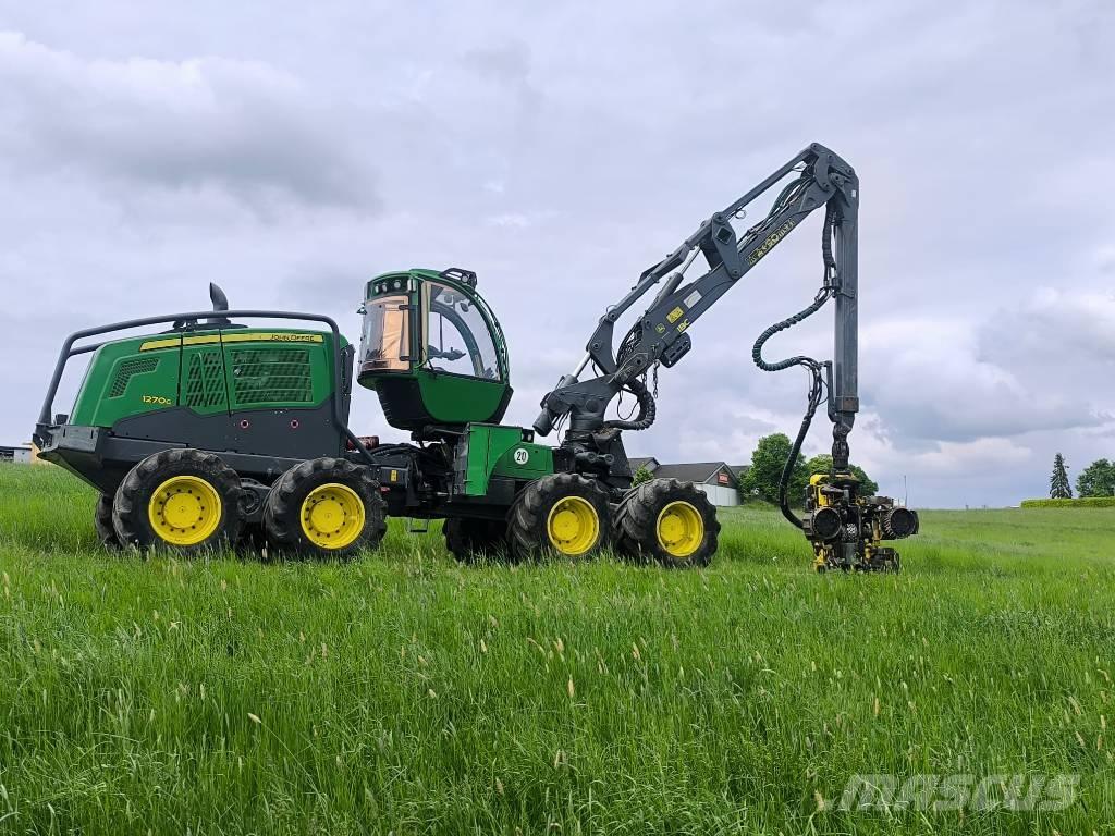 John Deere 1270 G Harvesters