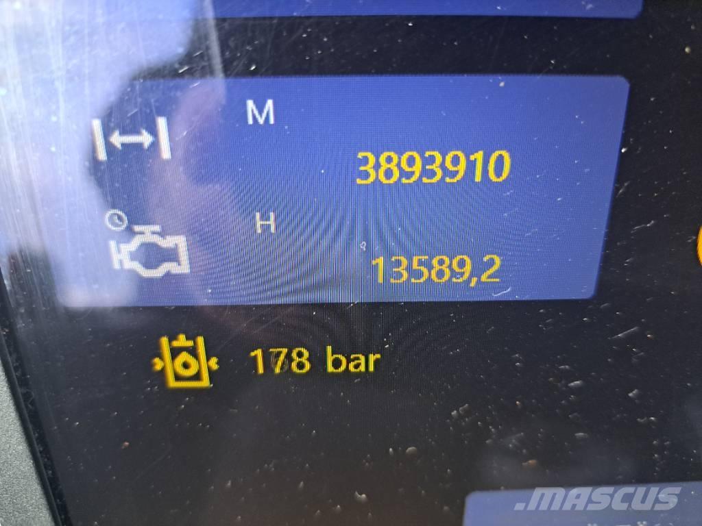 Komatsu 901xc Harvesters