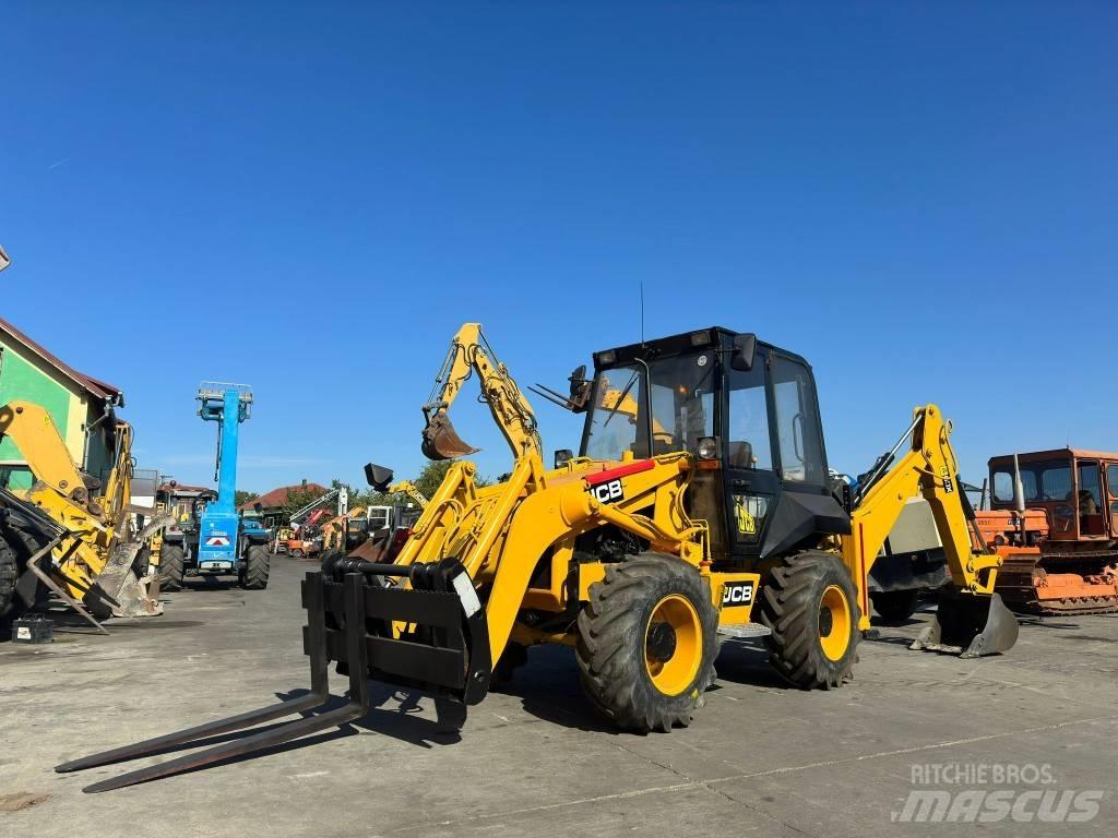 JCB 2 CX Backhoe loaders