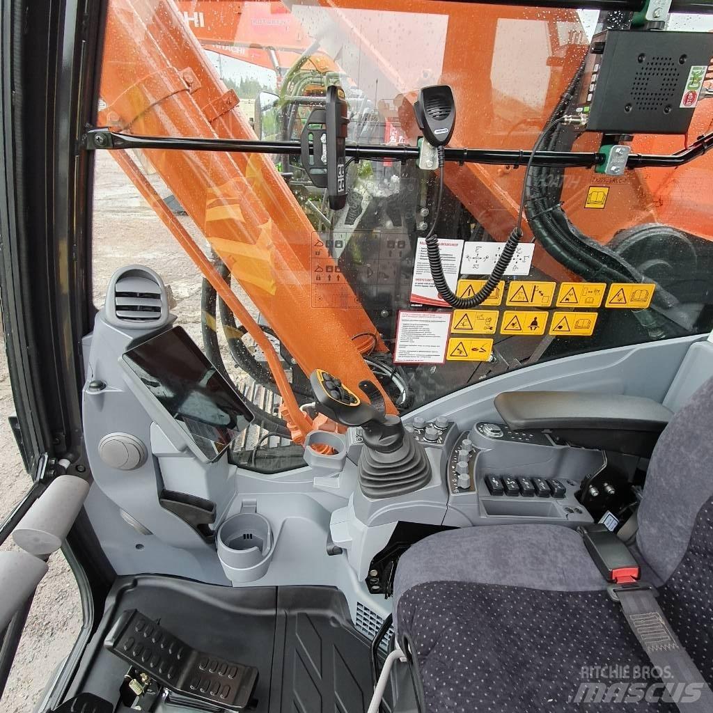Hitachi ZX225USRLC-7 Crawler excavators