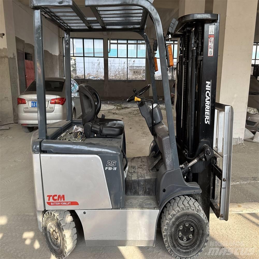 TCM FB25-7 Electric forklift trucks