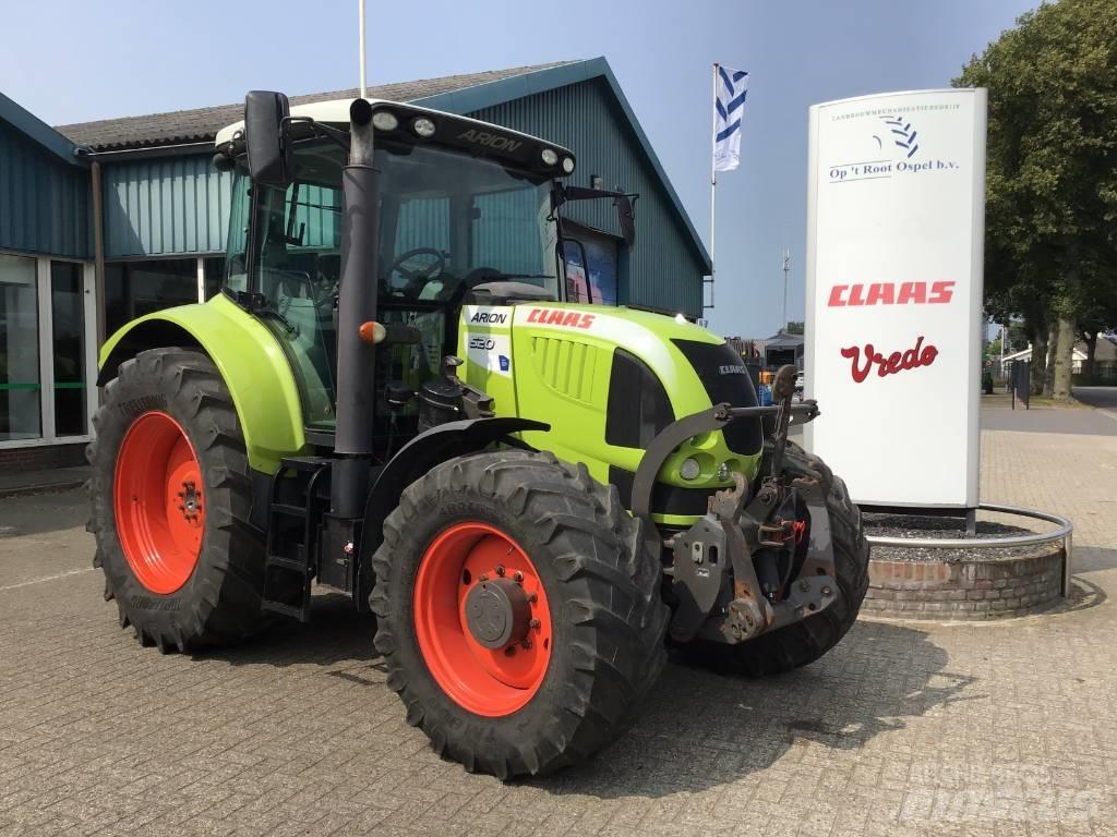 CLAAS Arion 520 CIS Tractors