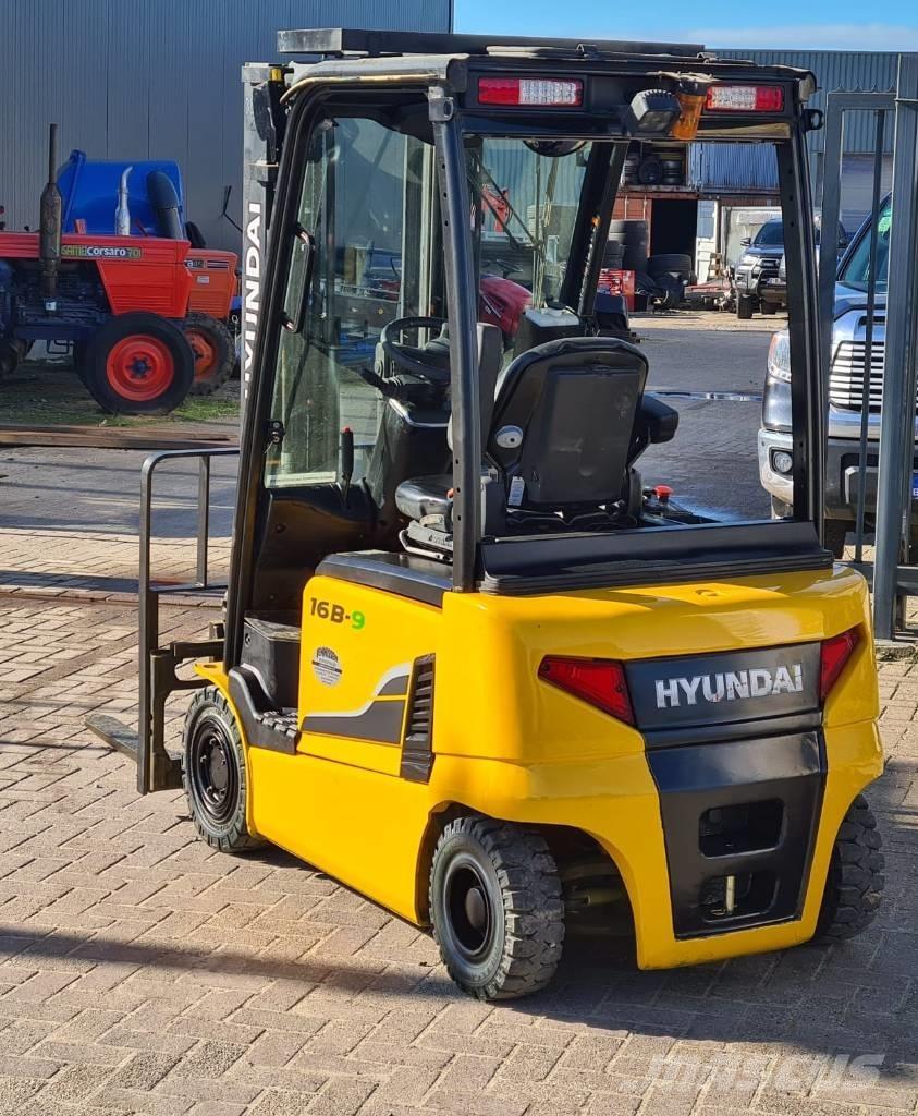 Hyundai 16 B-9 Electric forklift trucks
