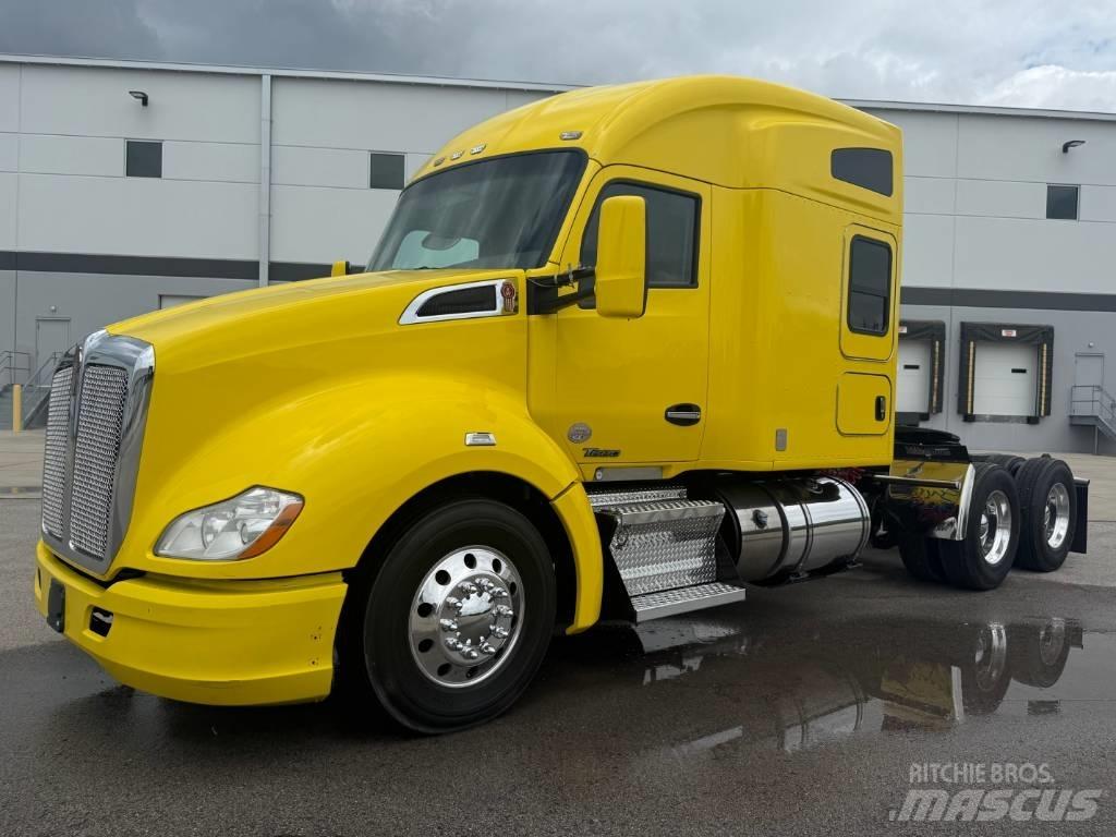 Kenworth T 680 Tractor Units
