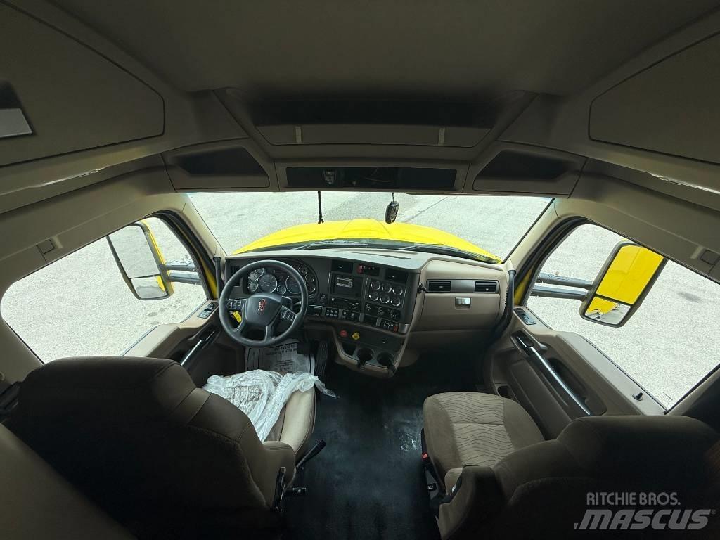 Kenworth T 680 Tractor Units