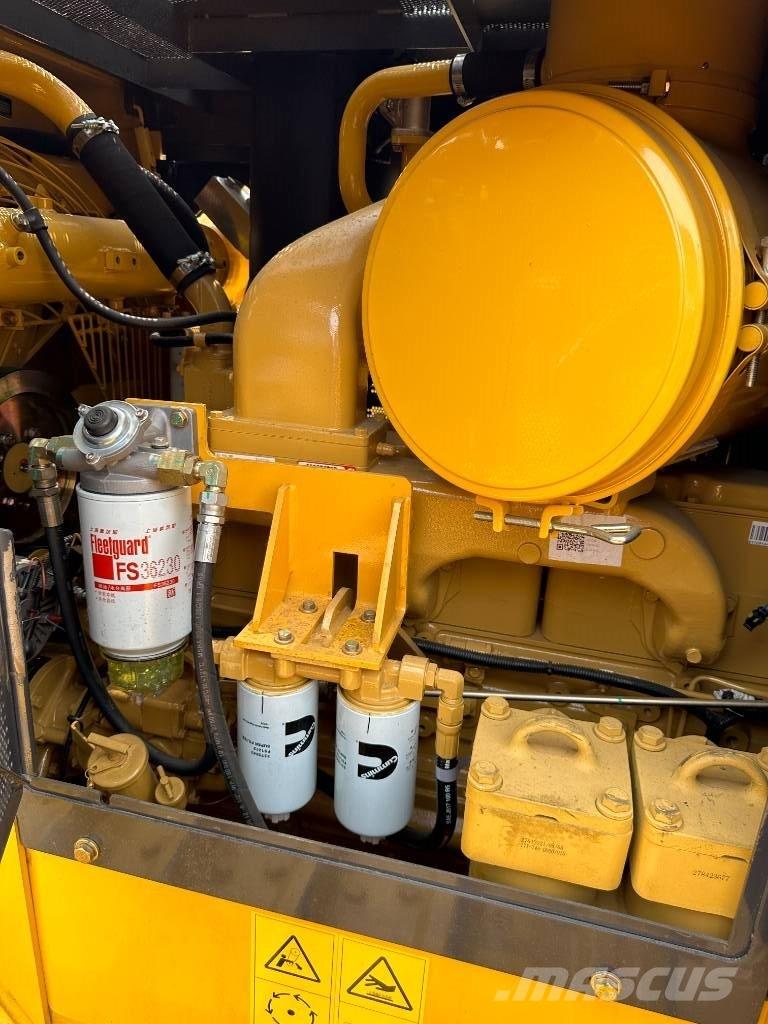 Shantui SD22 Crawler dozers