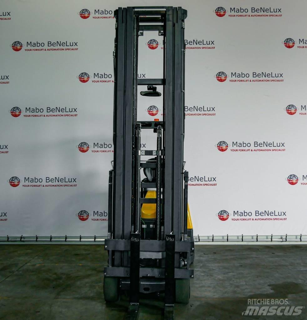 Aisle-Master 15NE Reach trucks