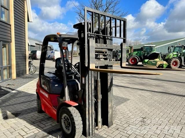 Manitou MI25D Diesel trucks