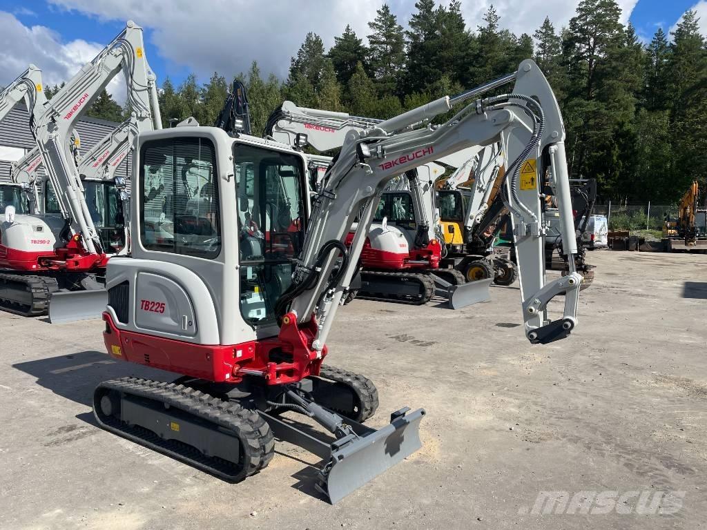 Takeuchi TB 225 Mini excavators < 7t (Mini diggers)