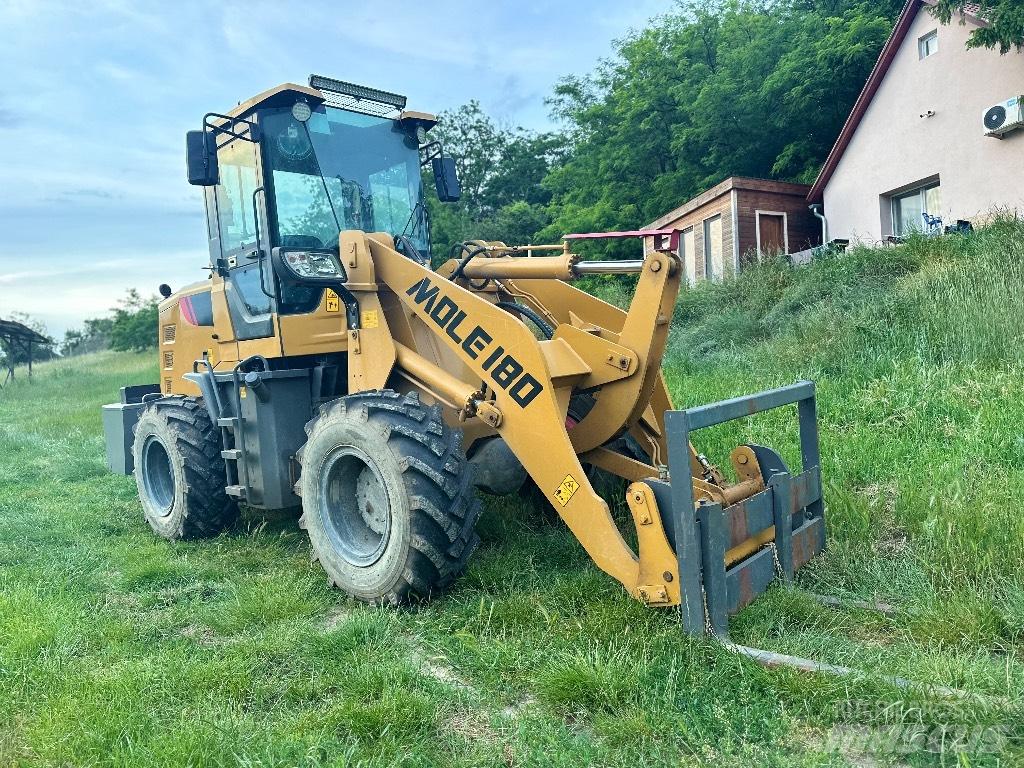 Mole 180 Tool carriers