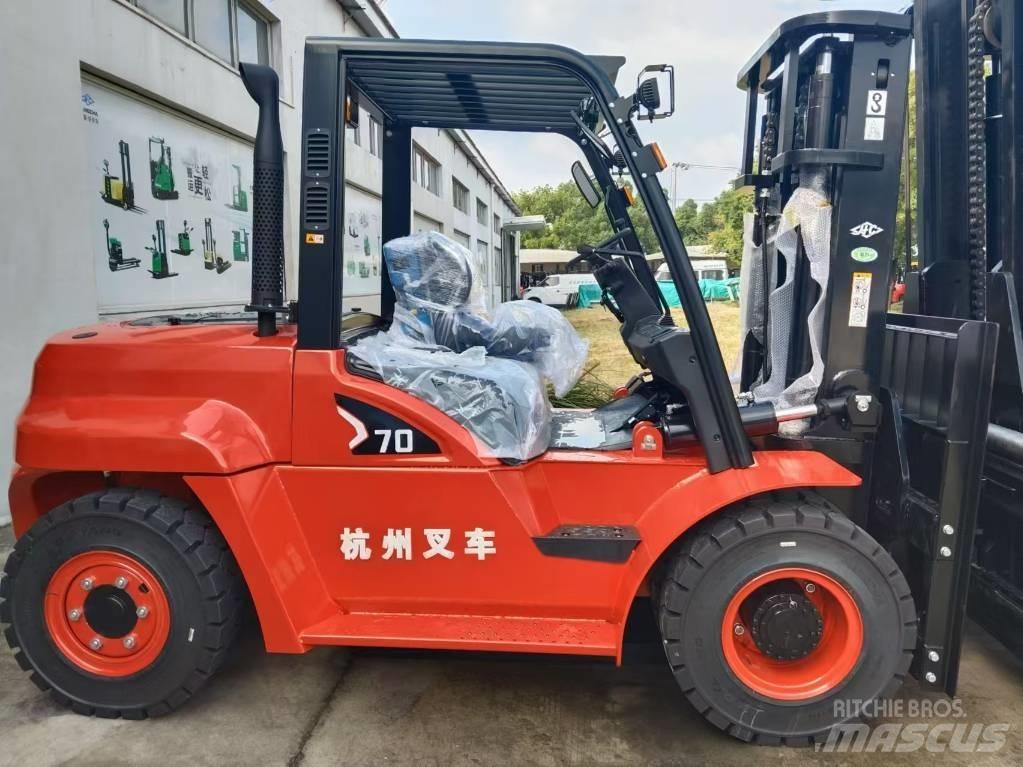 Hangcha CPCD 70 Diesel trucks