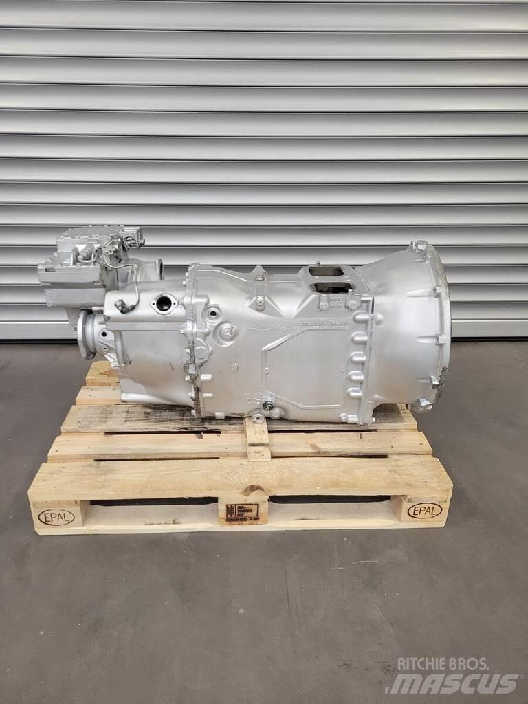 Volvo VT2514B Transmission