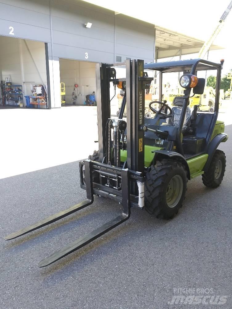 Agrimac TW 17 Diesel trucks