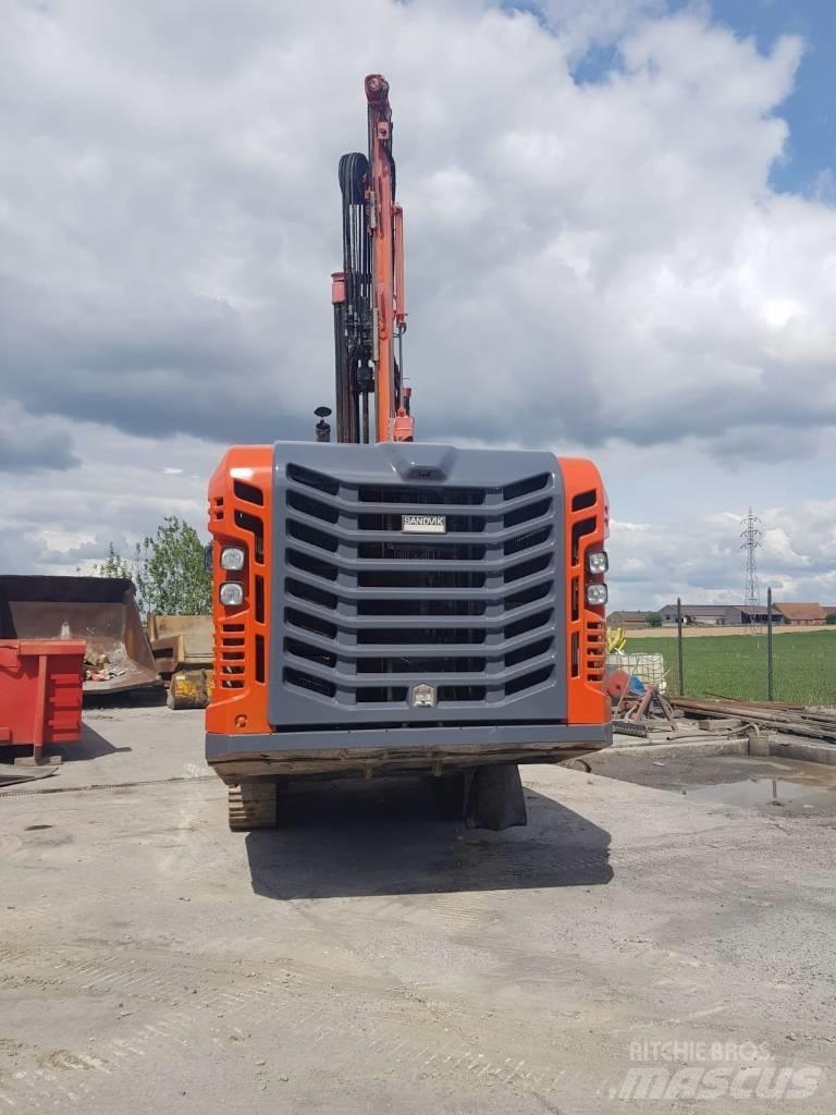 Sandvik DI 550 Surface drill rigs