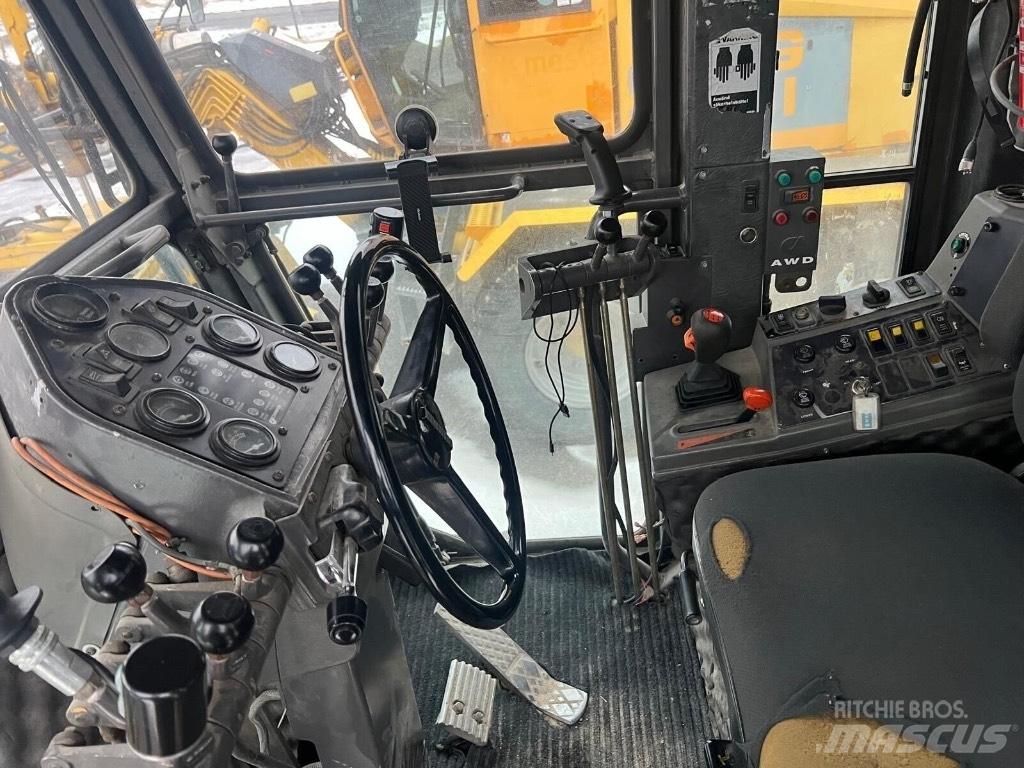 Champion 736A VHP Graders