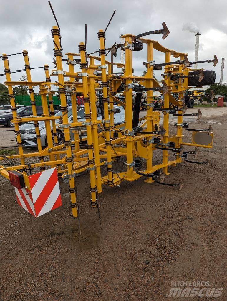Agrisem VibroMulch Cultivators