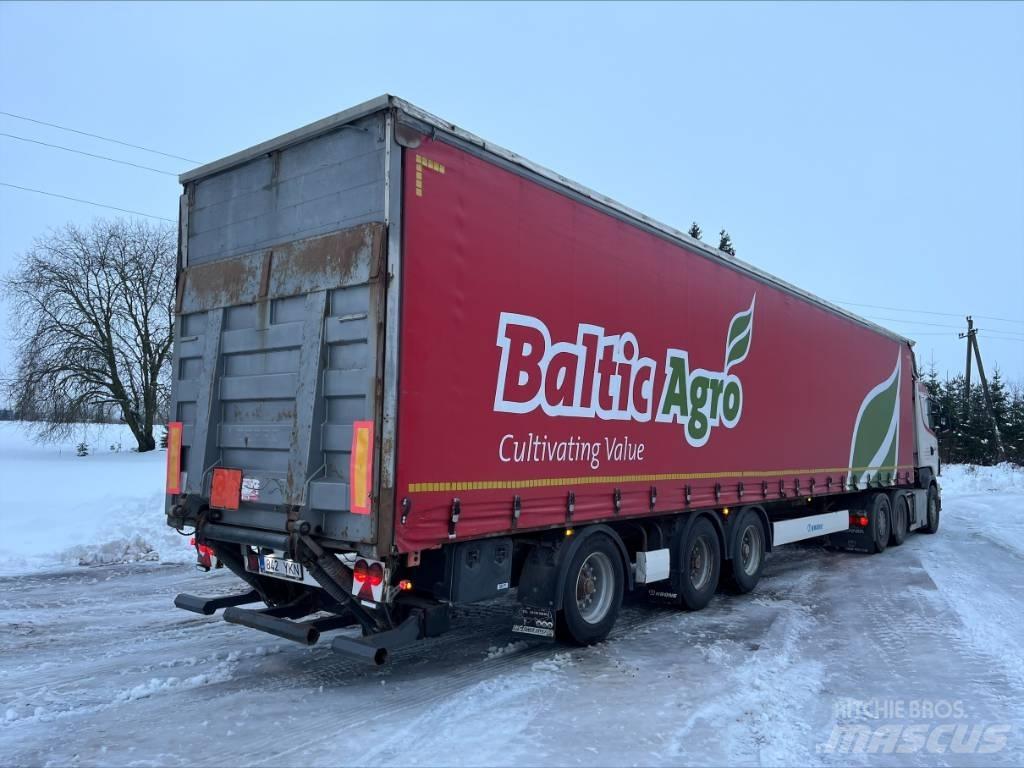 Krone Madel SD Curtainsider semi-trailers