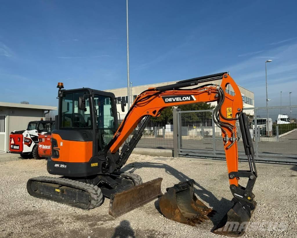 Develon DX 35 Z-7 Mini excavators < 7t (Mini diggers)