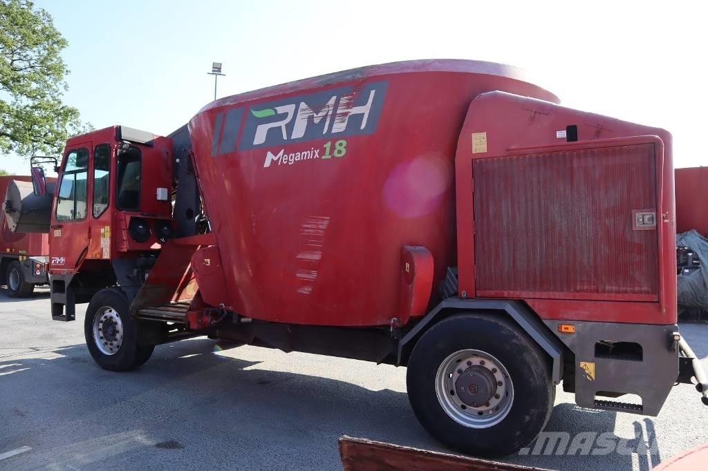 RMH Megamix 18 Mixer feeders