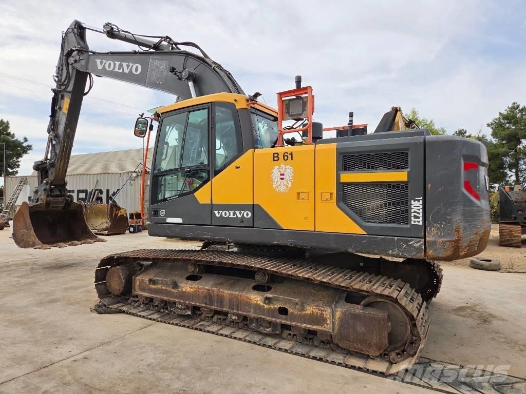 Volvo EC 220 E Crawler excavators