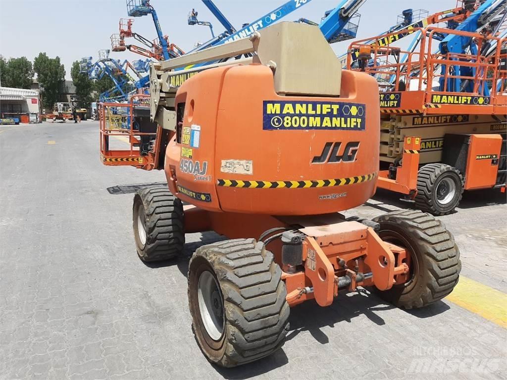JLG 450AJ Articulated boom lifts
