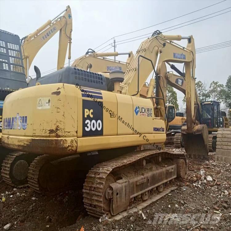 Komatsu 300 Crawler excavators