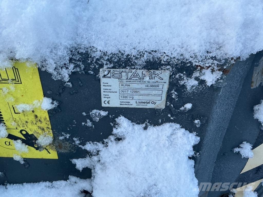 Stark NL3600R Snow blades and plows