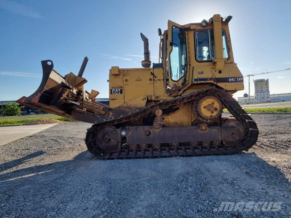 CAT D 4 H Crawler dozers