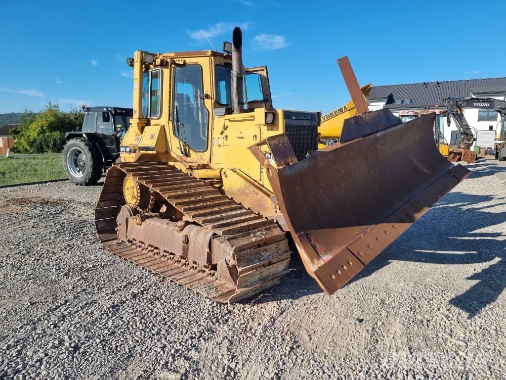 CAT D 4 H Crawler dozers