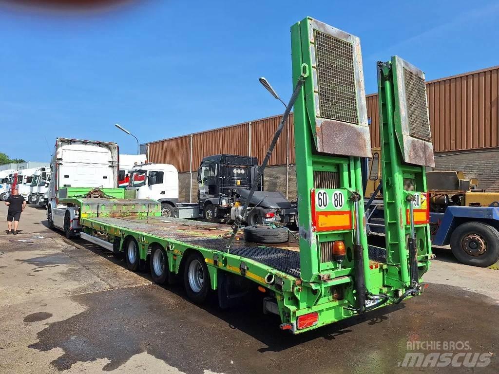 Kässbohrer LOWBED Low loader-semi-trailers