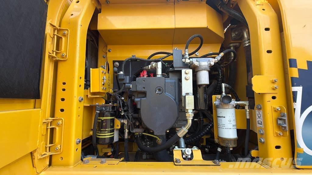 Komatsu HB 215 LC-3 Crawler excavators