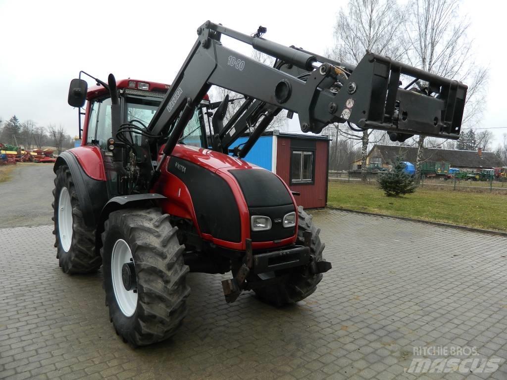 Valtra T 140 Tractors