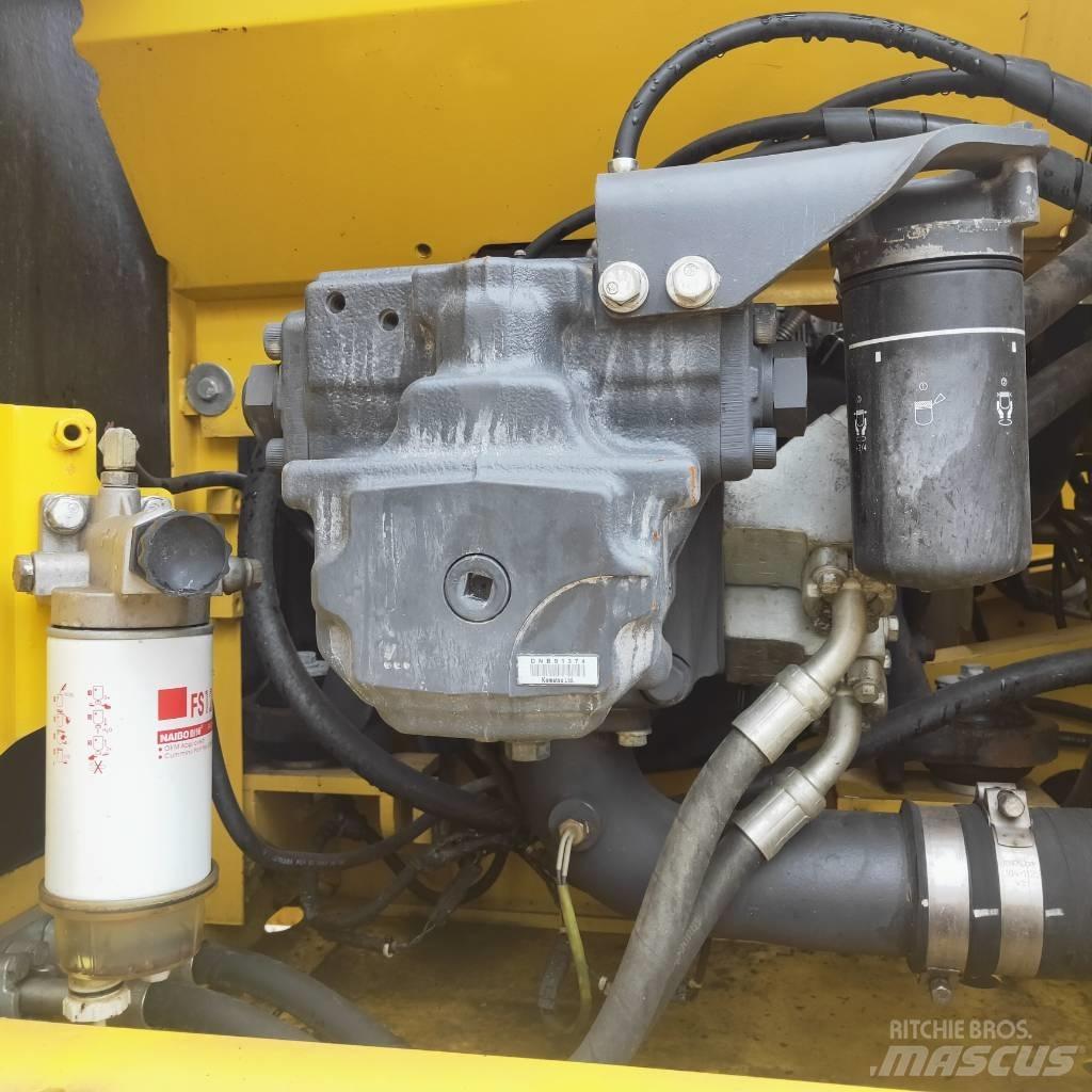 Komatsu PC200-8 Crawler excavators