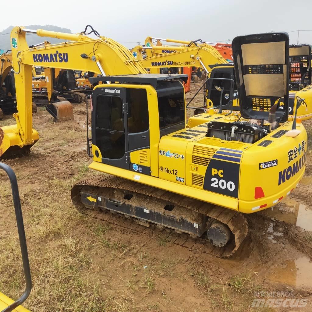 Komatsu PC200-8 Crawler excavators