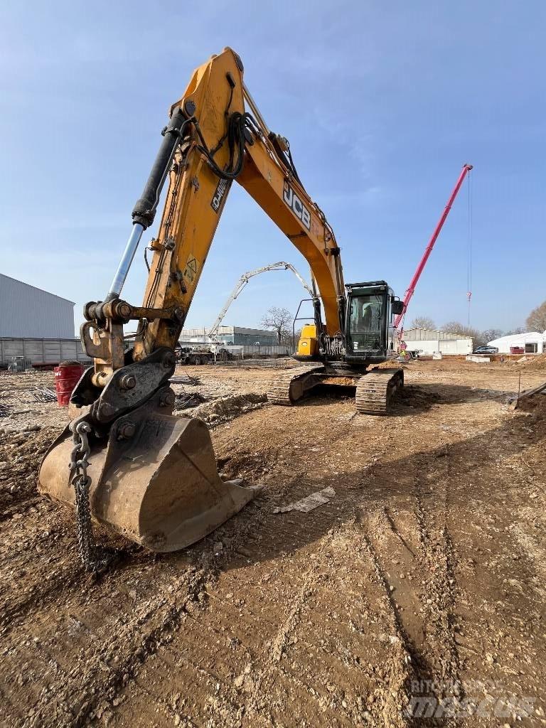 JCB JS 210 Crawler excavators